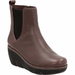 Clarks Artisan Clarene Surf Platform Boots Women’s Brown Chelsea Wedge Size 9